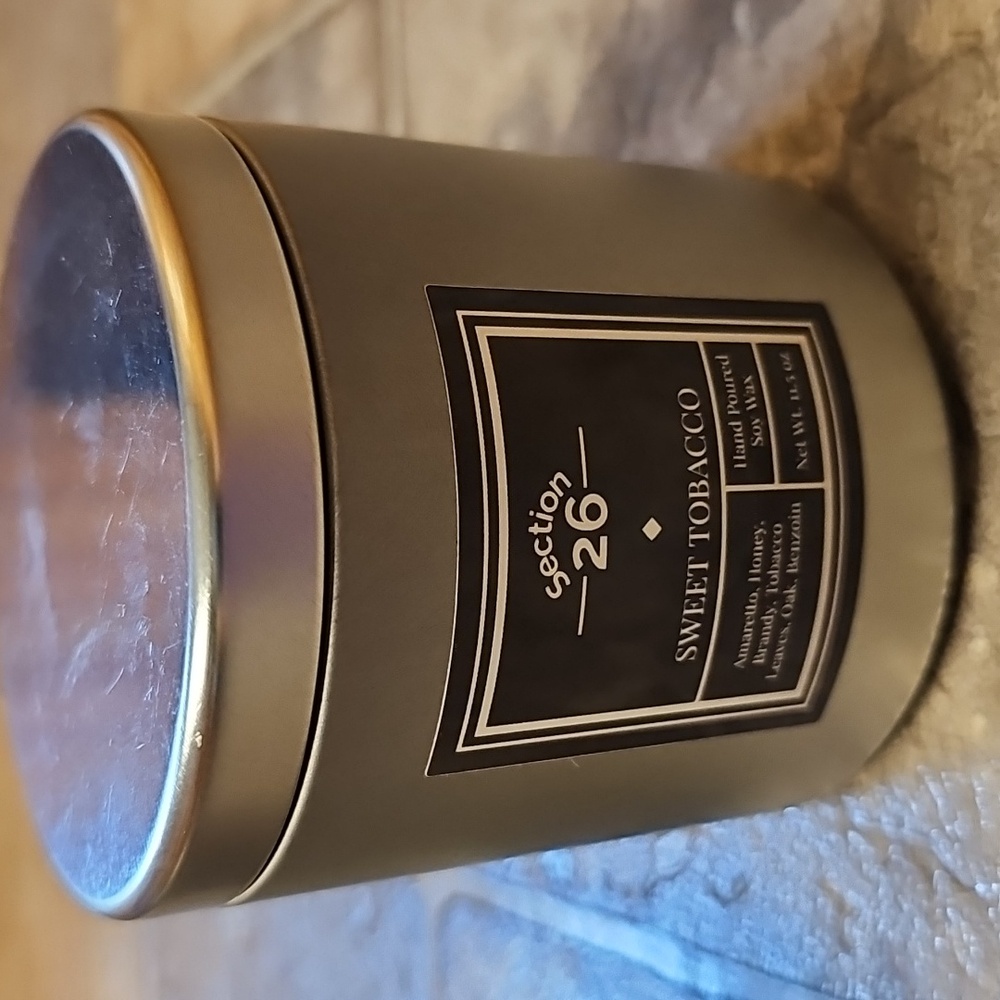 Sweet Tobacco Candle - Silver